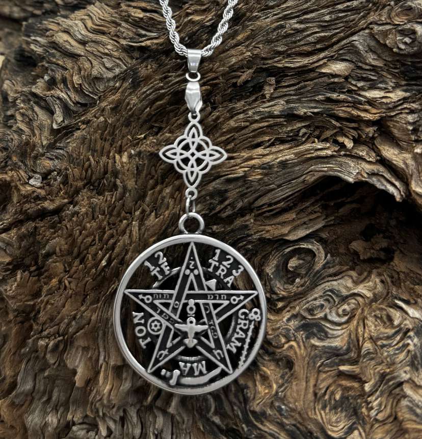 Dije vigilia divina nudo de bruja en plata con tetragramaton sagrado Dije vigilia divina nudo de bruja en plata con tetragramaton sagrado